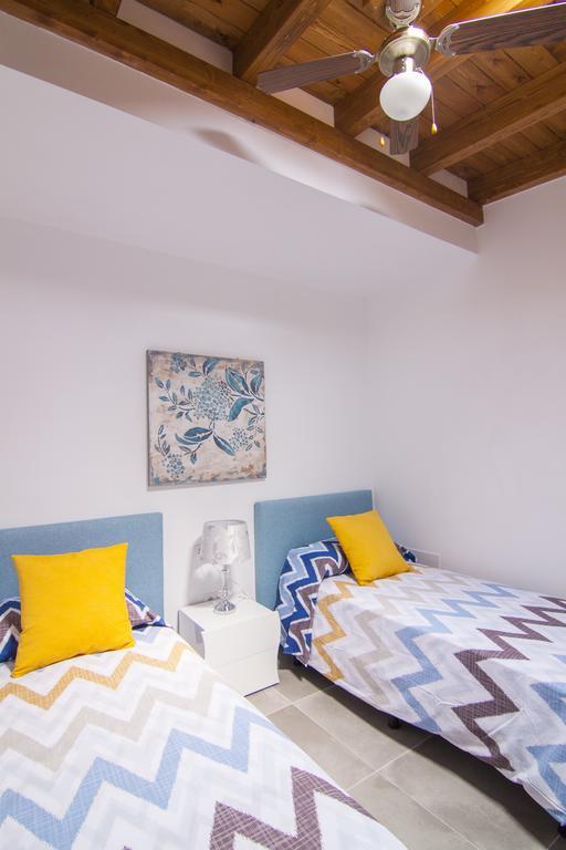 Anju Villas Los Delfines Bravo'S Apartments คอร์ราเลโฮ ภายนอก รูปภาพ